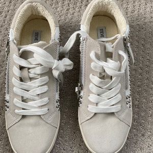 Steve Madden Studded sneakers